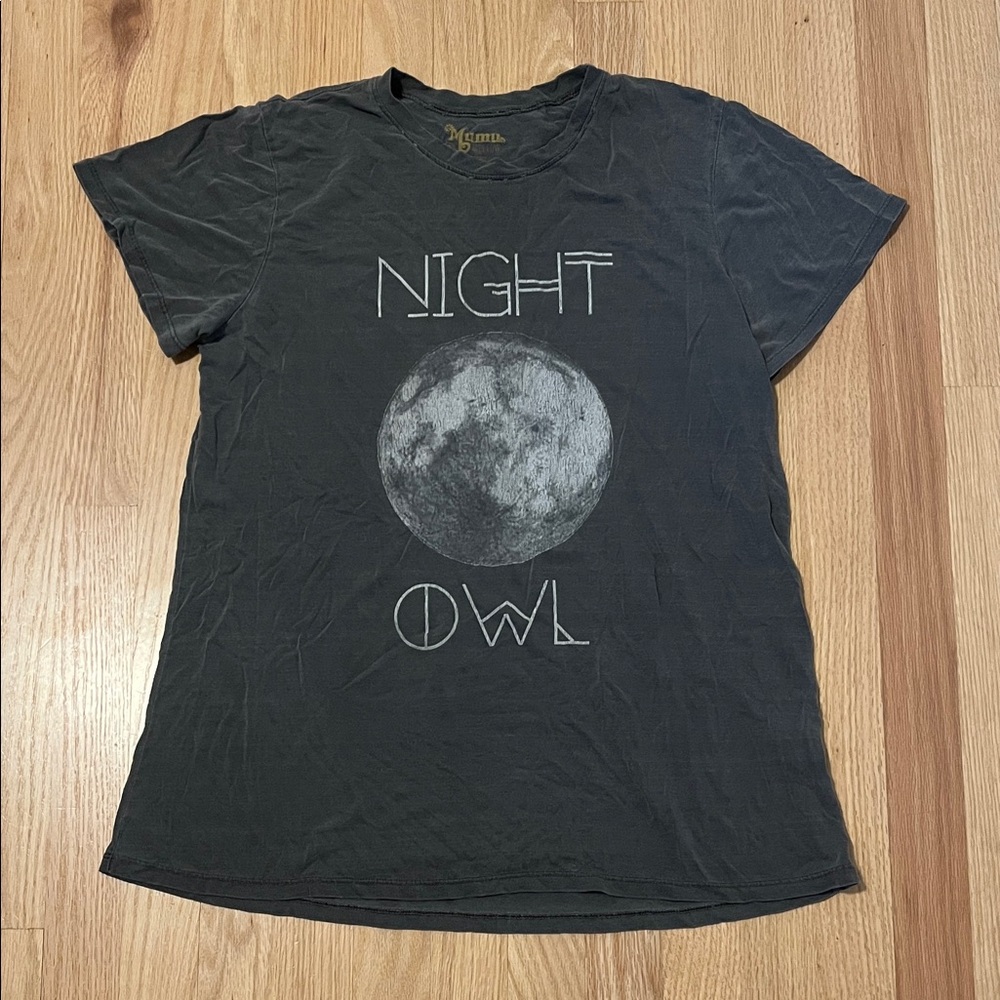 Show me your mumu Night Owl Graphic T-Shirt small